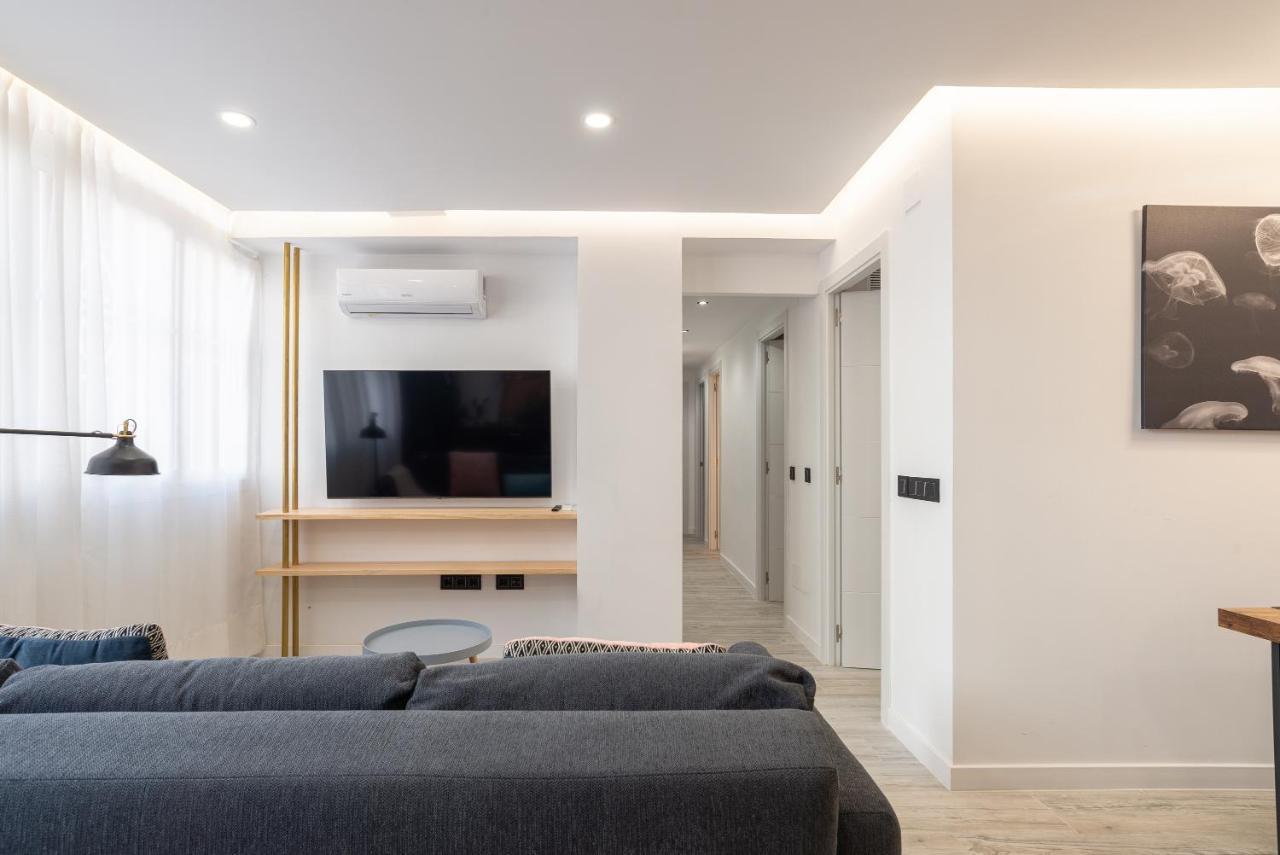 Nuevo Estacion Central Playa 3 Dorm Ac Málaga Eksteriør bilde